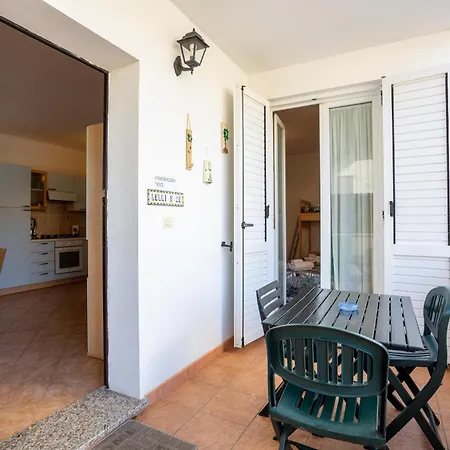 Sea View House, Private Parking, Wifi Daire Badesi